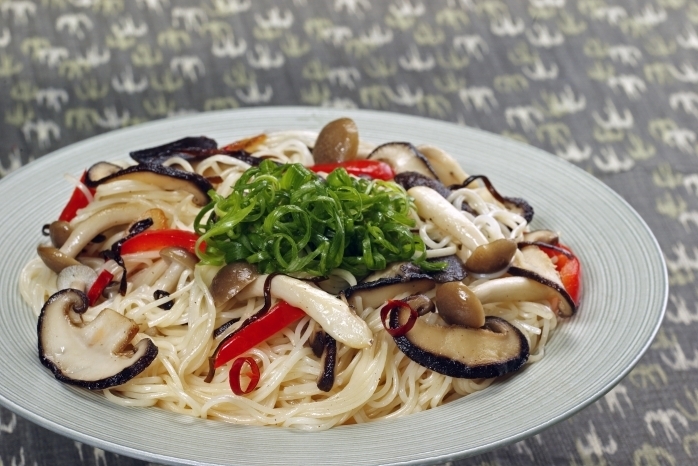 ペペロン風きのこ素麺（パスタ）